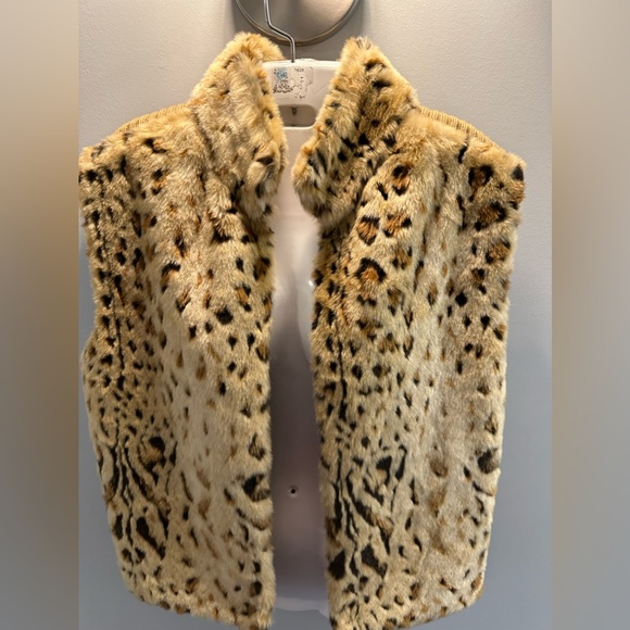 Designers Original Leopard print Vest Soft and comfy Perfect for Fall size PL - Picture 2 of 6